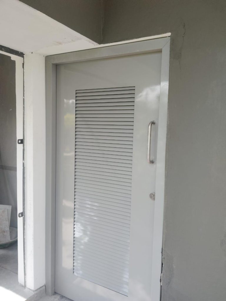 metal doors (5)